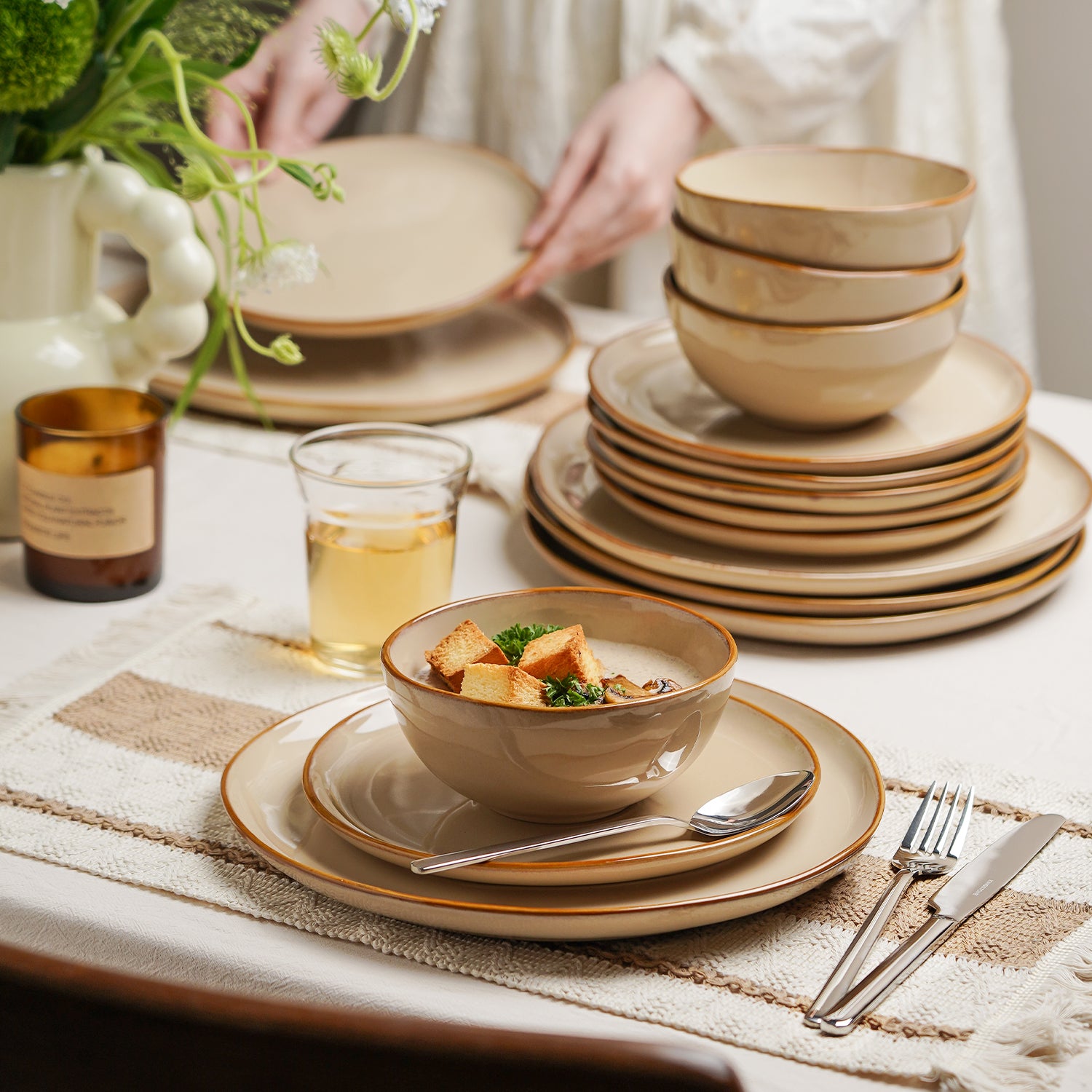KINGSTONE Stoneware Plate Sets, Reactive Glaze Porcelain Plates with Muted Earth Tones, Rustic Ceramic Dish Set for Home Kitchen, Vintage Farmhouse Dinnerware, Microwave & Dishwasher Safe, 10.75 Inch