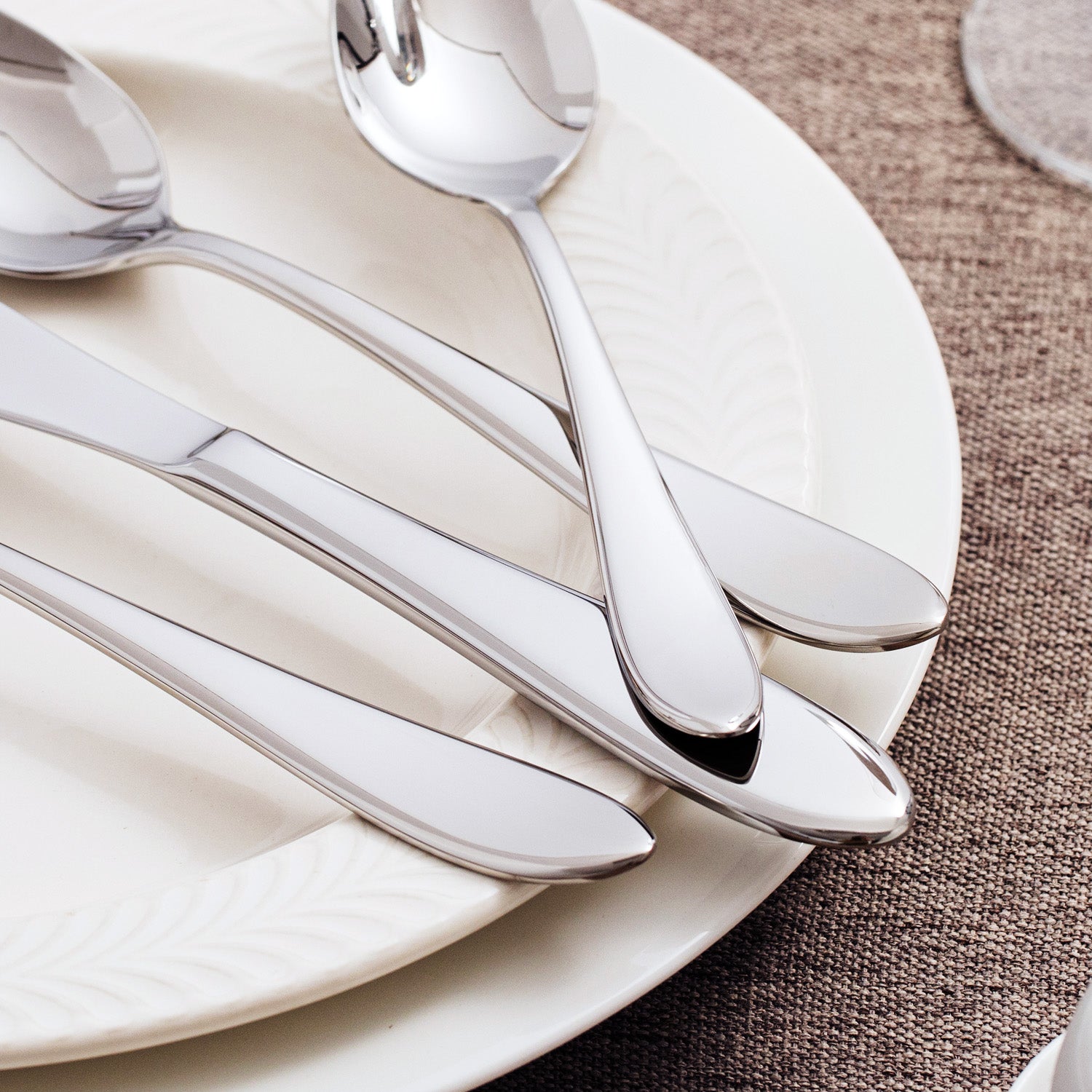 KINGSTONE Silverware Set,18/10 Premium Stainless Steel Flatware Set, for Home, Restaurant, Wedding and Party Use, Mirror-Polished Cutlery Set, Dishwasher Safe