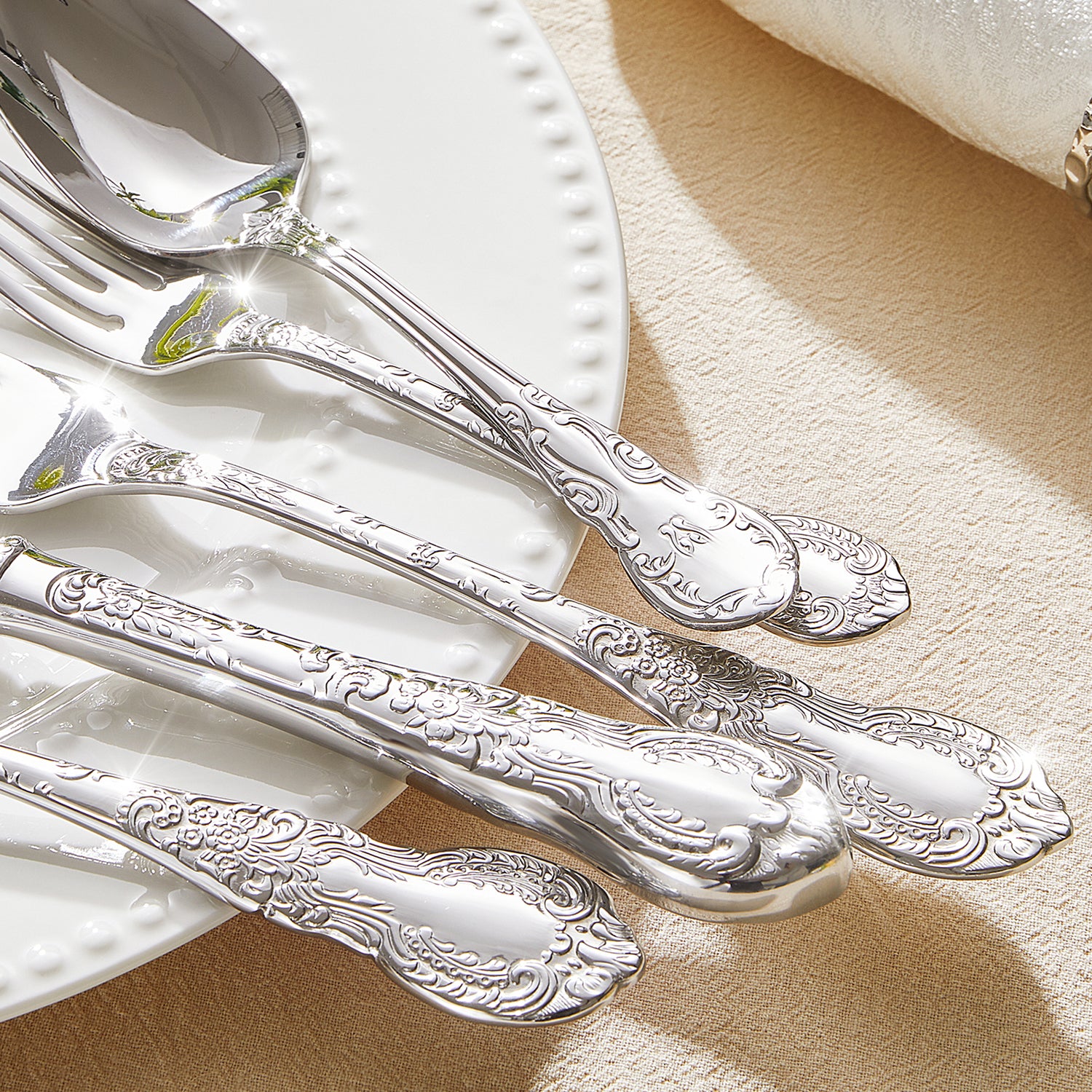 KINGSTONE Vintage Carved Silverware Set, 5-Piece 18/10 Stainless Steel Flatware