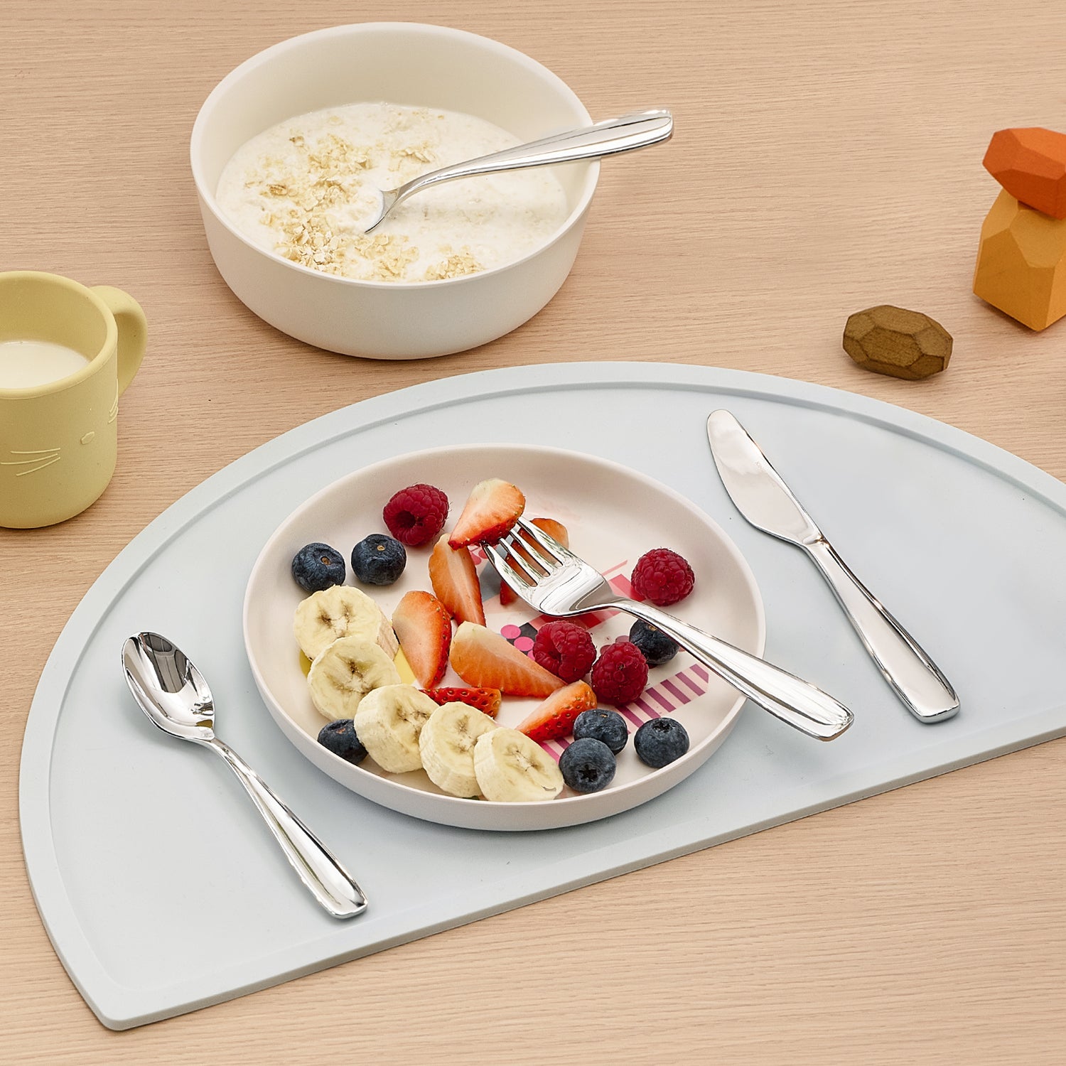 KINGSTONE Toddler Utensils Set with Case, 18/10 Stainless Steel Kids Silverware - Children Safe Small Fork & Spoon, Food-Grade Toddler Dishes, Mirror Polished, Dishwasher Safe