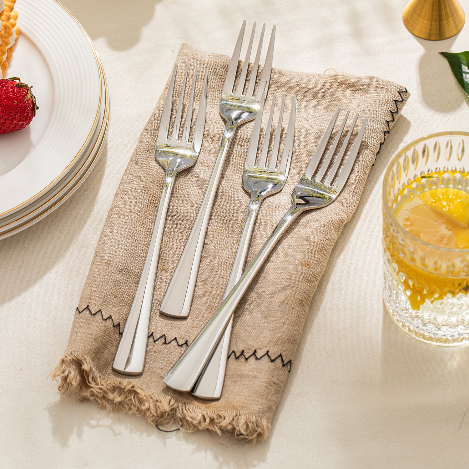 KINGSTONE 8-Inch Silverware Set, 4-24 Pieces Dinner Forks for Home Daily Use