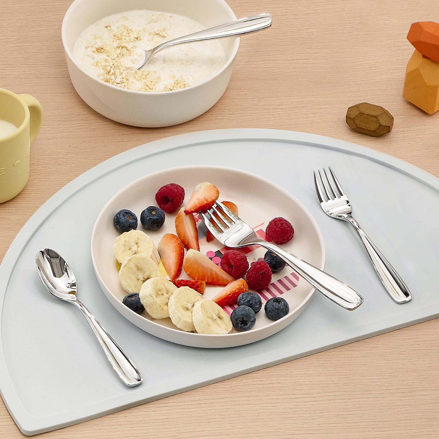 KINGSTONE Toddler Utensils Set with Case, 18/10 Stainless Steel Kids Silverware - Children Safe Small Fork & Spoon, Food-Grade Toddler Dishes, Mirror Polished, Dishwasher Safe