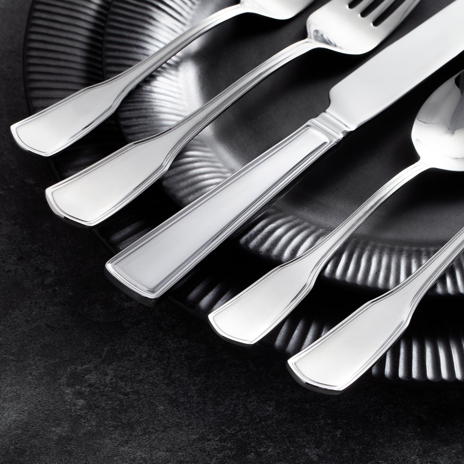 KINGSTONE Silverware Set, 18/10 Stainless Steel Flatware Set, Tableware Cutlery Set, Utensil Sets for Home Restaurant, Mirror Finish, Dishwasher Safe