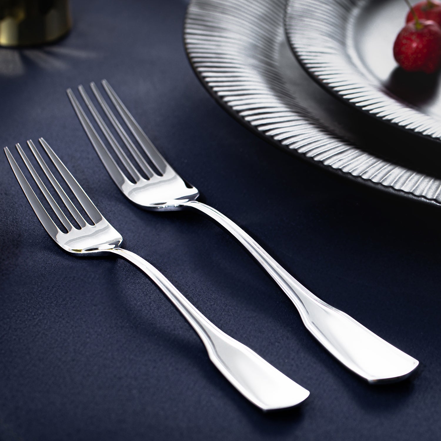 KINGSTONE Silverware Set, 18/10 Stainless Steel Flatware Set, Tableware Cutlery Set, Utensil Sets for Home Restaurant, Mirror Finish, Dishwasher Safe